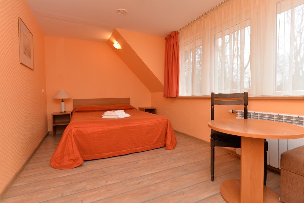 Raze Hotel Palanga Buitenkant foto