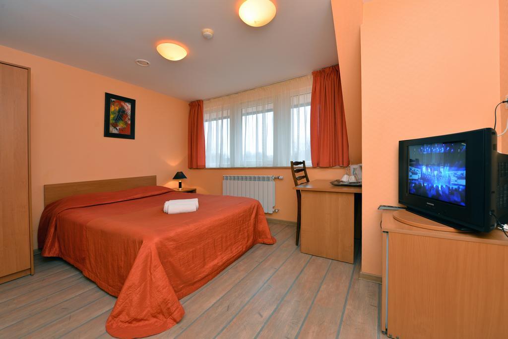 Raze Hotel Palanga Buitenkant foto